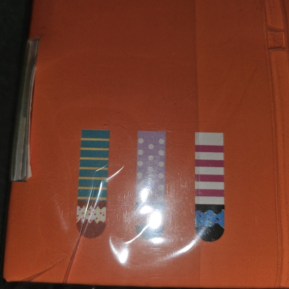 BRAND new Donut Socks - Picture 3 of 4